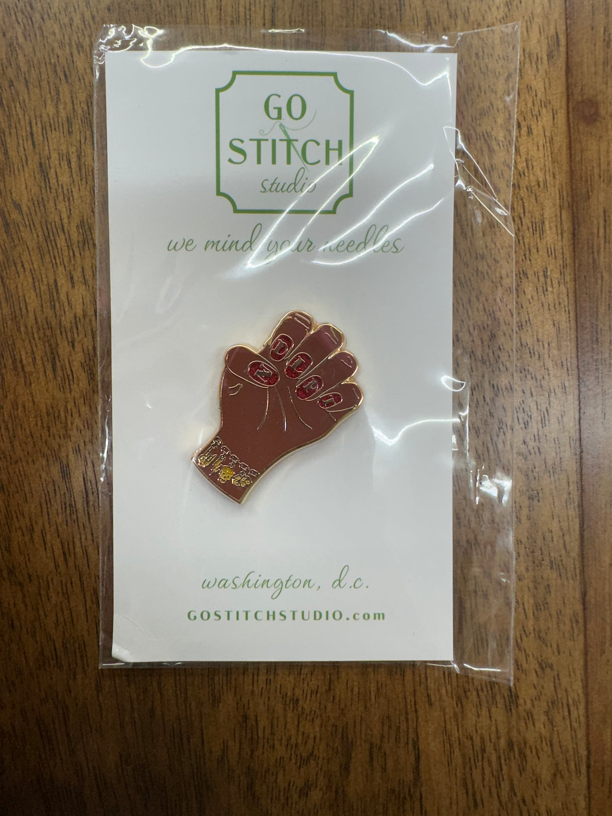 Brown Nails Needle Minder