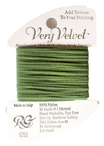 Very Velvet - V252 Hunter Green