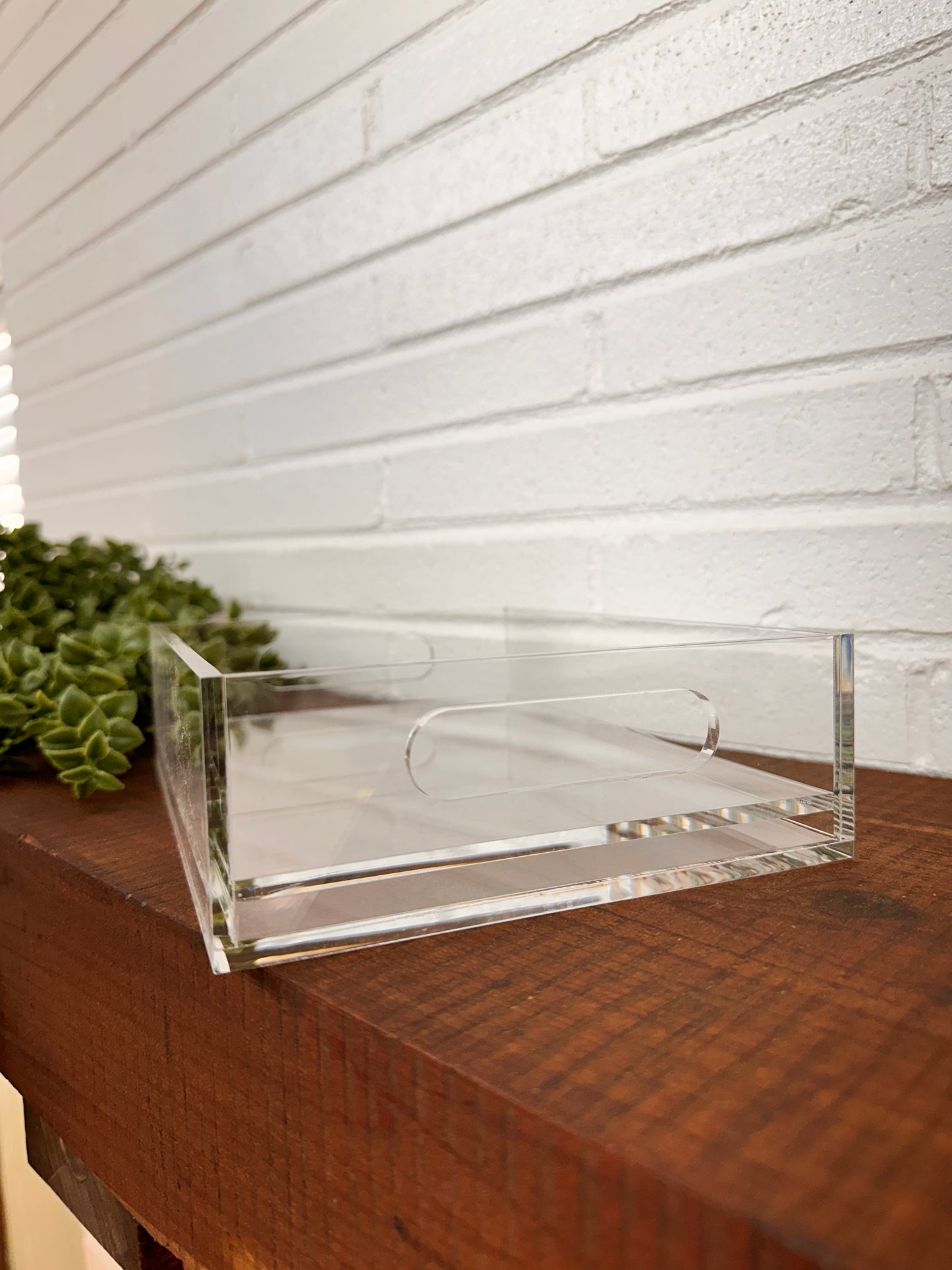 Acrylic Finishing Tray