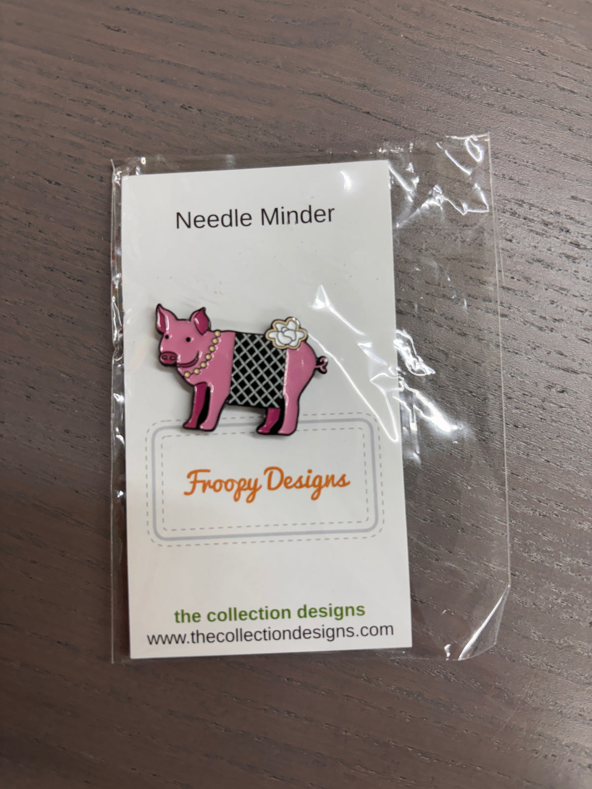 Pig In C Blanket Needle Minder