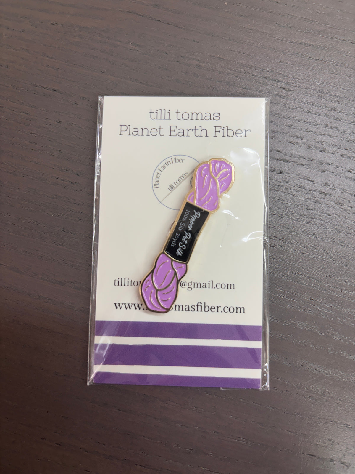 Purple Pepper Pot Thread Needle Minder