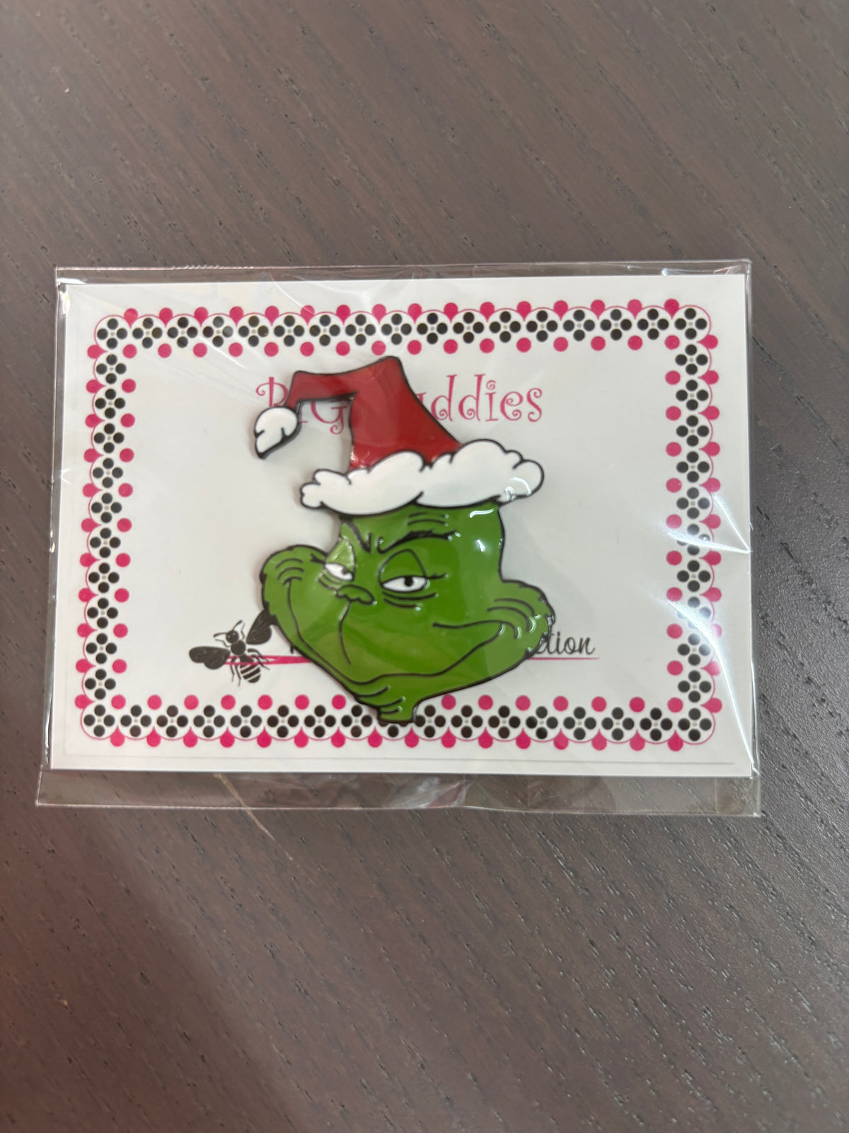 Grinch Needle Minder