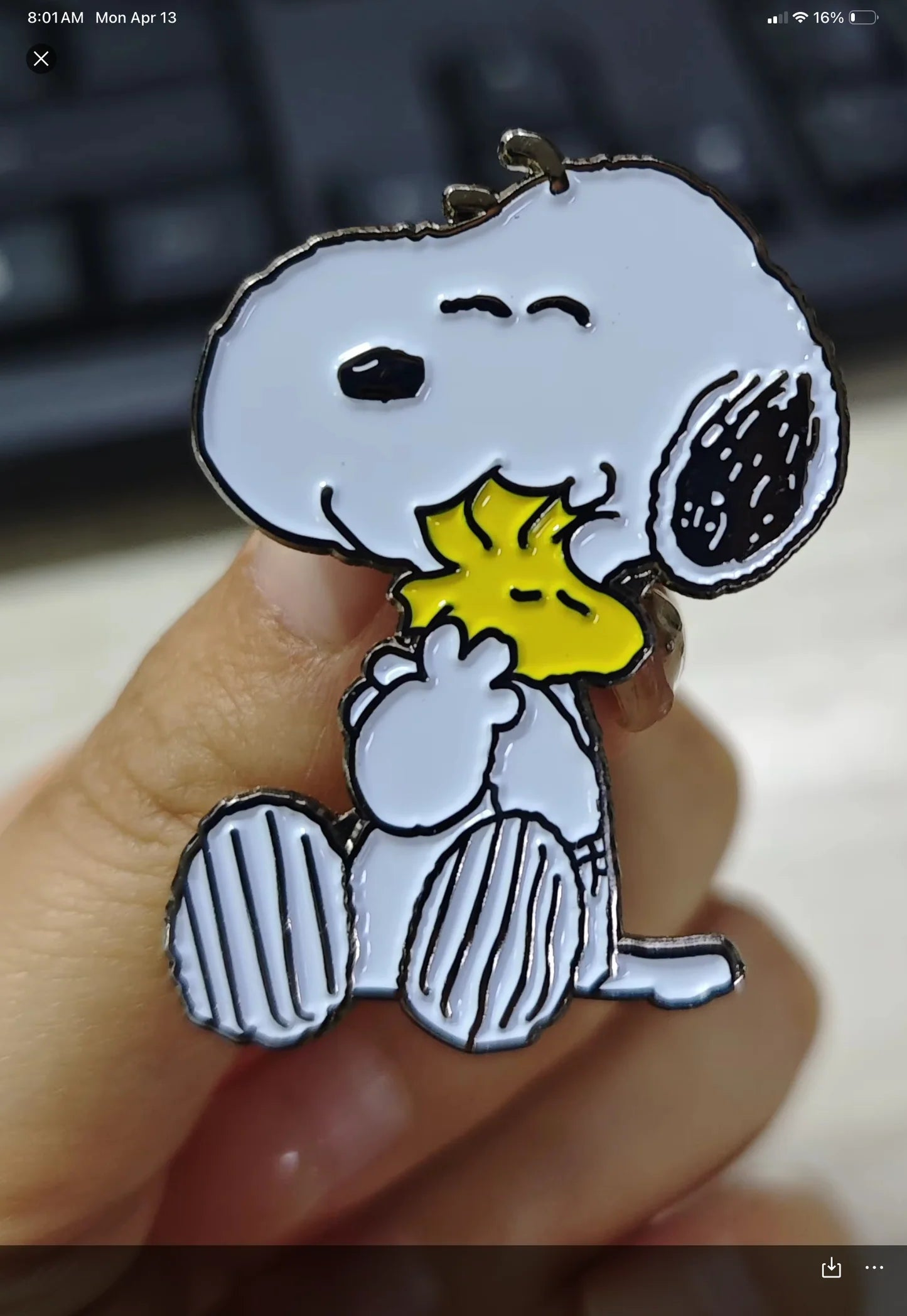PEANUTS - Snoopy Hugging Woodstock Needle Minder