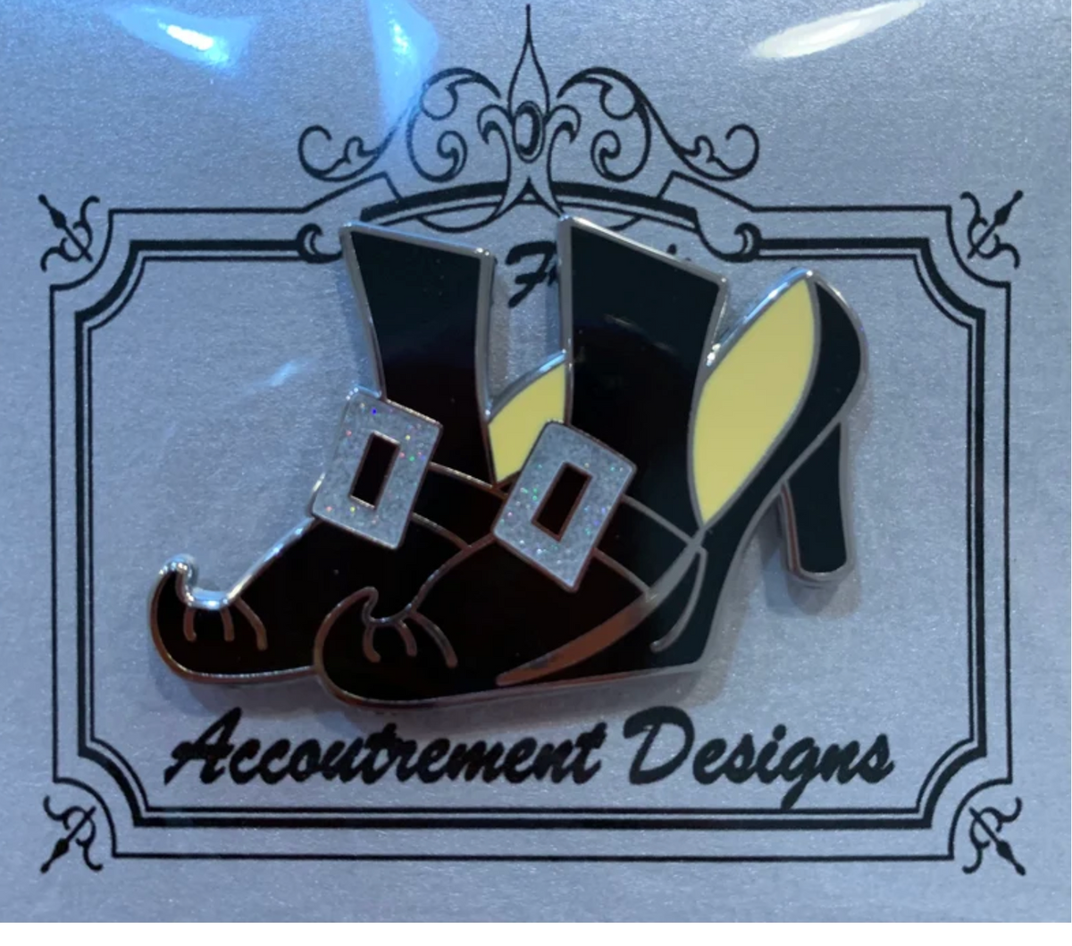 Witch Shoes Needle Minder